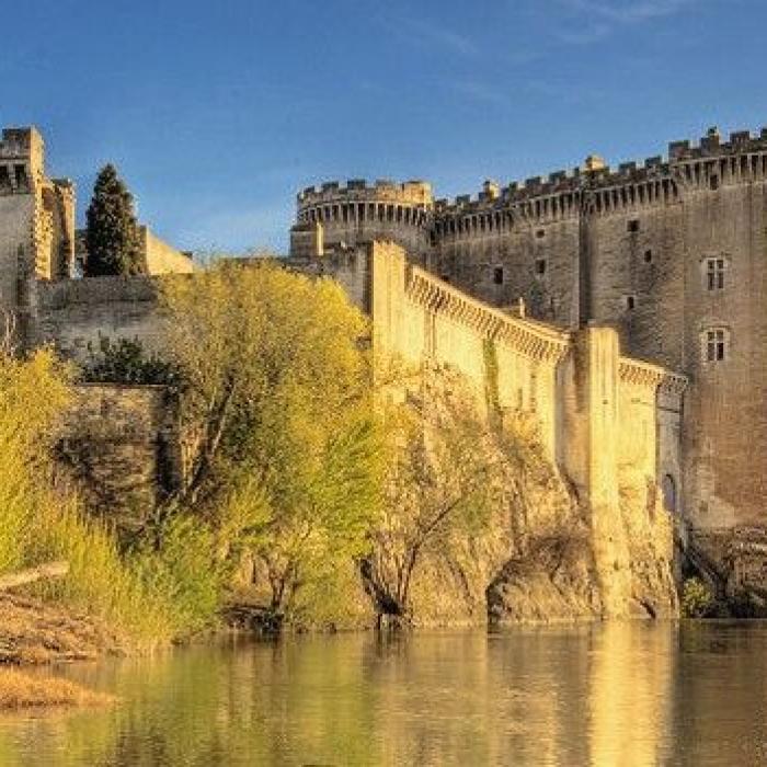 Tarascon une commune des Bouches du Rhône