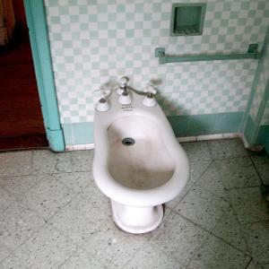 Salle de bain : 5 choses à savoir sur le bidet