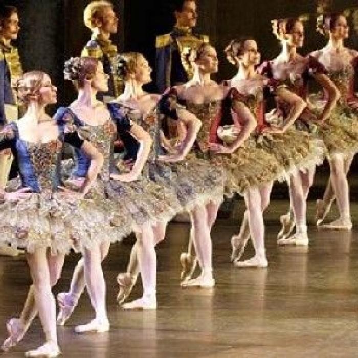 Spectacle De L'école De Danse De L'opéra De Paris 2022 L'école de danse de l'Opéra national de Paris : une école d'excellence