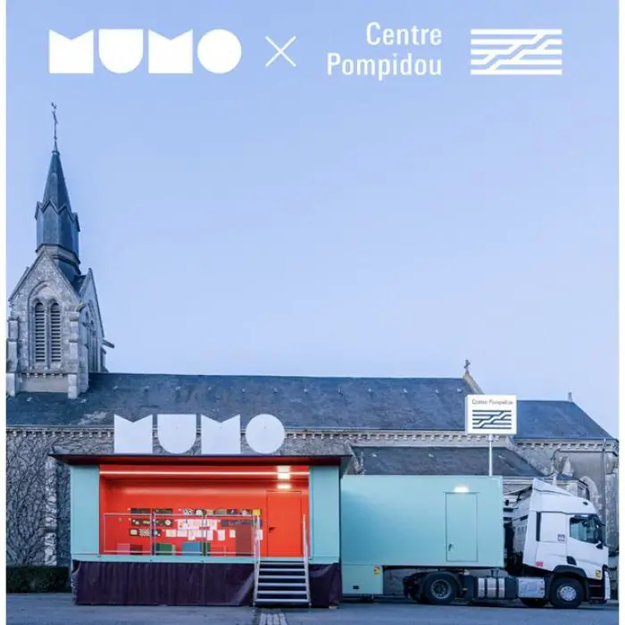 Le Mumo Le Camion Musée Qui Démocratise Lart Contemporain 