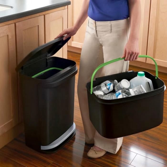 Trouver la poubelle de cuisine adaptée à son meuble sous évier.